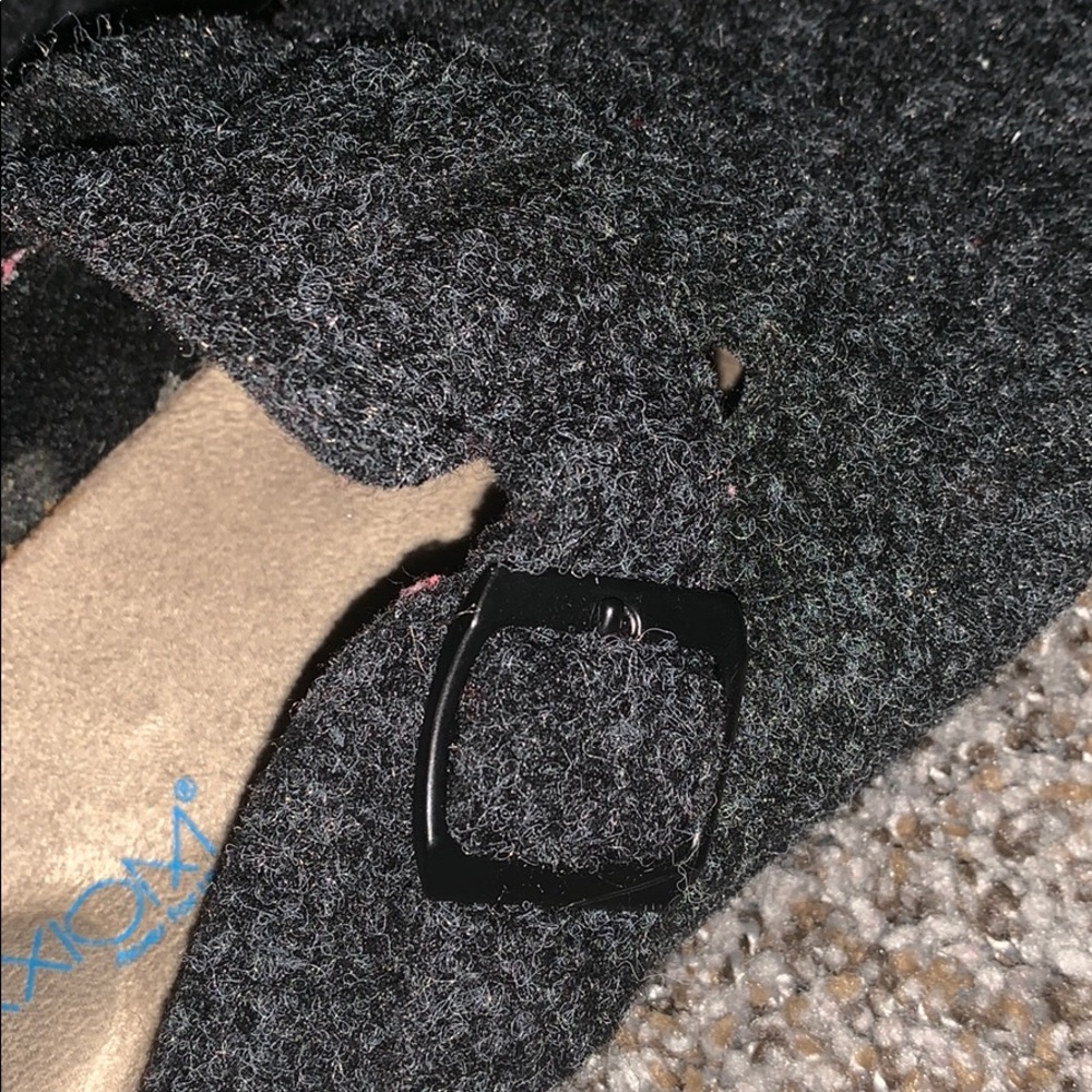 buckle clogs - Picture 6 of 6